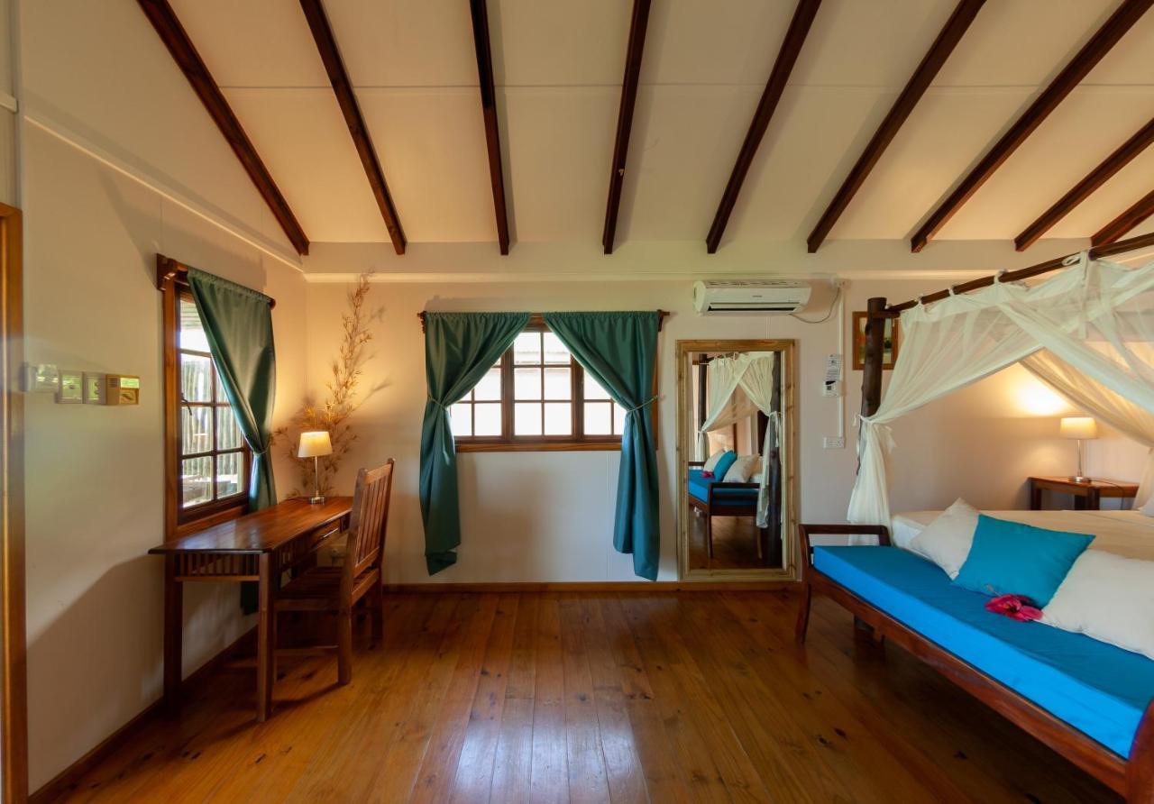 Le Vasseur La Buse Eco Resort Anse la blague Exterior photo